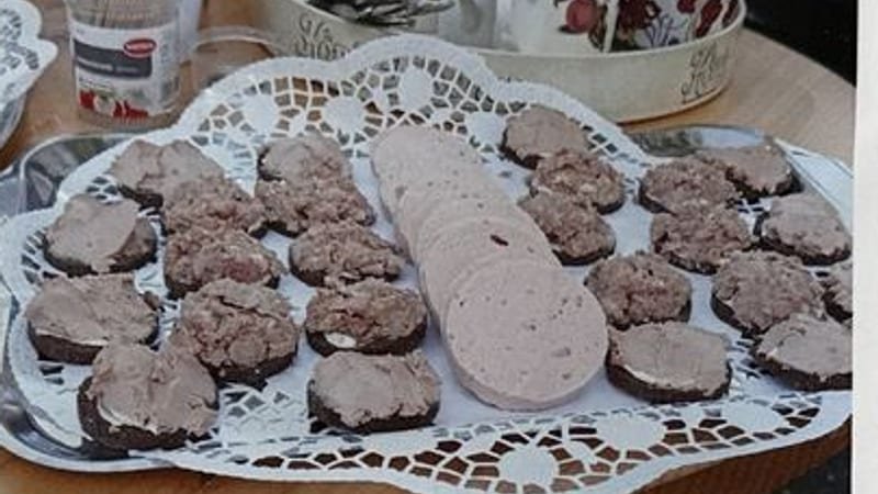 Kostproben bei den Stadtteil-Häppchen in Moers-Kapellen